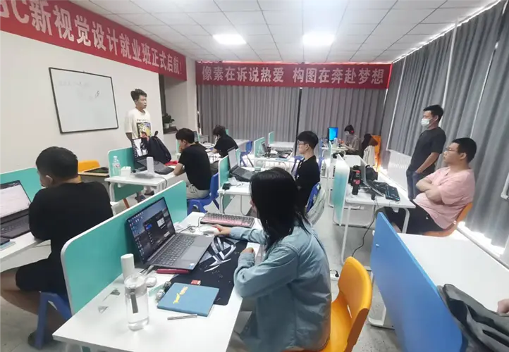 AI培训晨讲-探维世纪